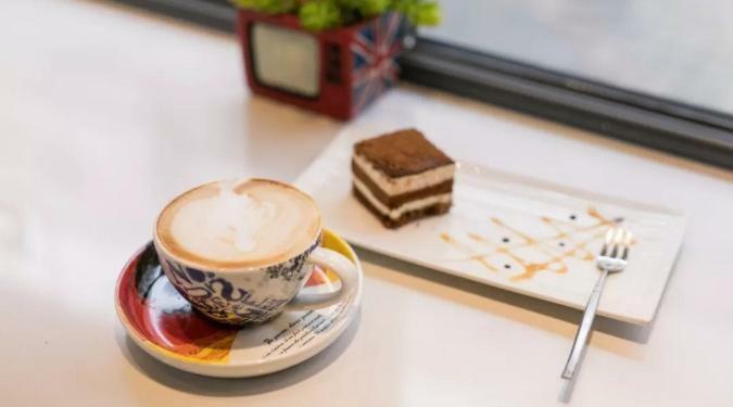 Ibis Urumqi Weixing Square Hotel Экстерьер фото